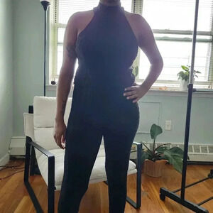 Fashion Nova- Two piece Sleeveless‎ sweat set